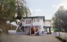 Bhikampur Lodge